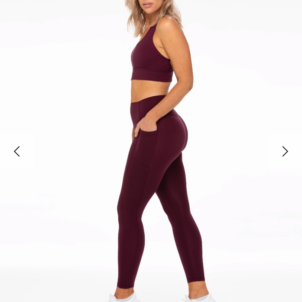 Ethos All Day Leggings Plum size S HAS POCKETS!